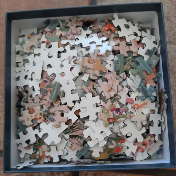 Galison Afternoon Tea 500 piece puzzle - Picture 3 of 4